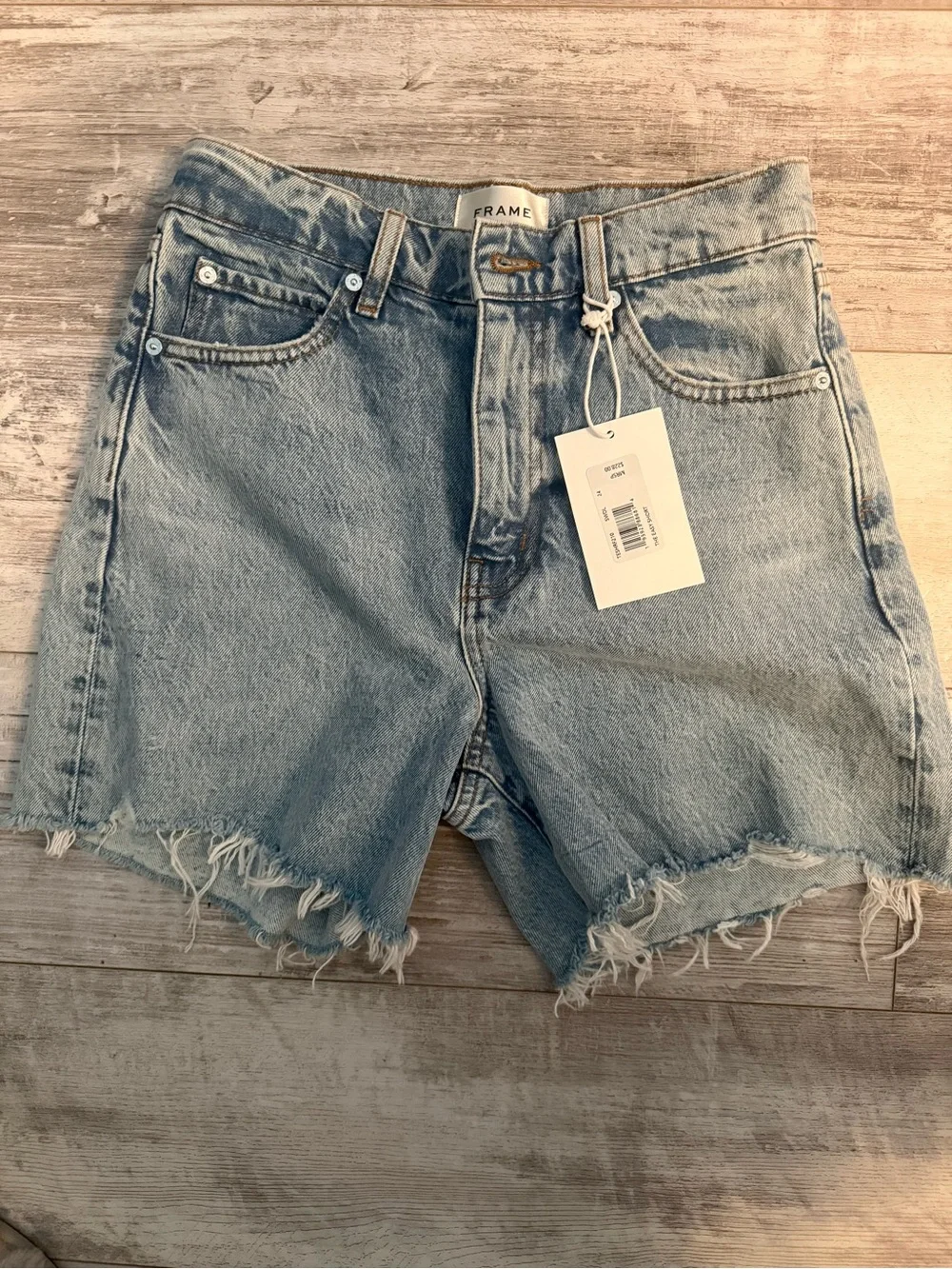 Frame Denim Light Wash Frayed Hem Jean Shorts “easy short” size 24 runs big NWT